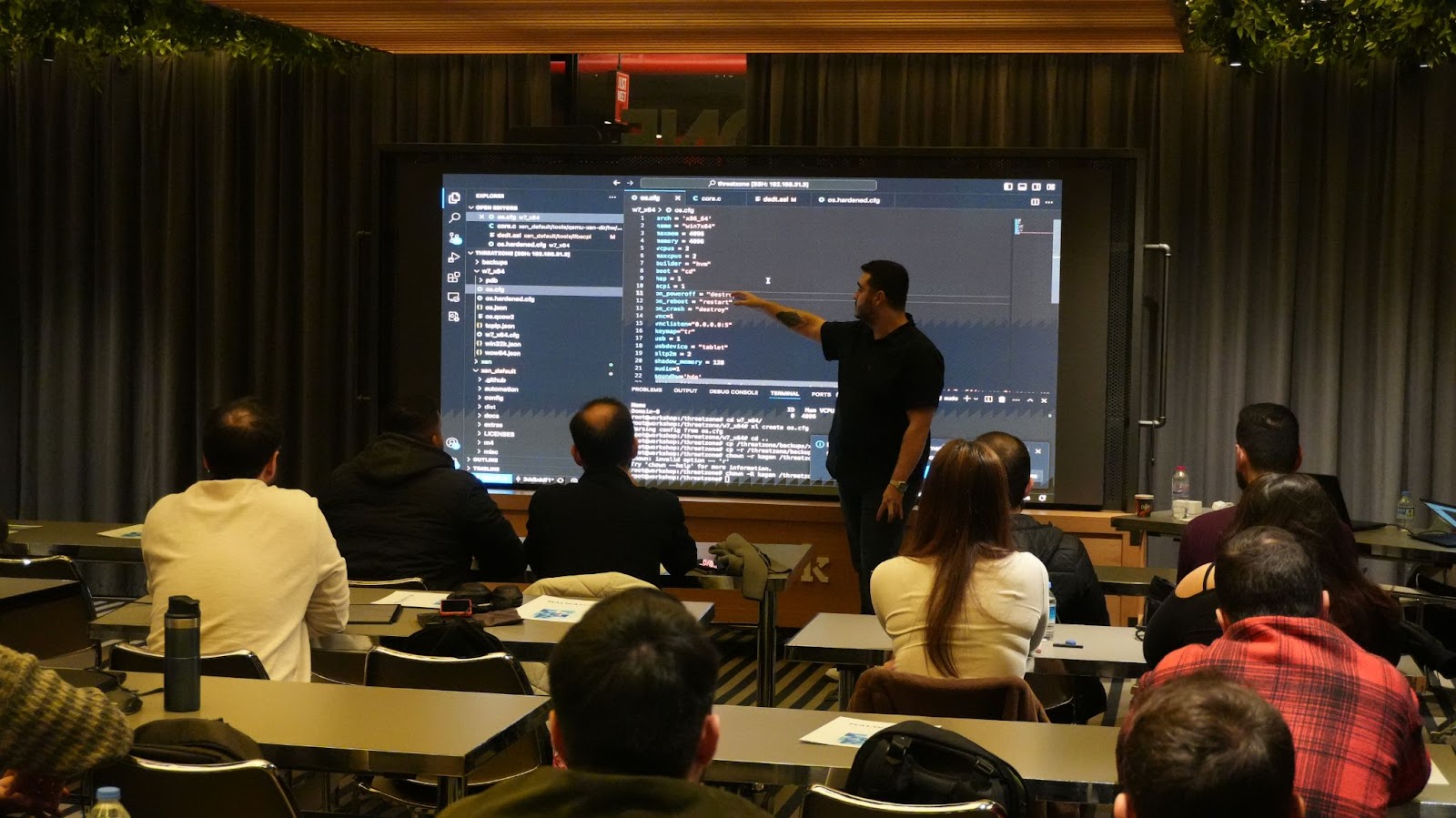 From Kagan Isildak's Manipulating Malware Evasion Techniques on Hypervisor Presentation